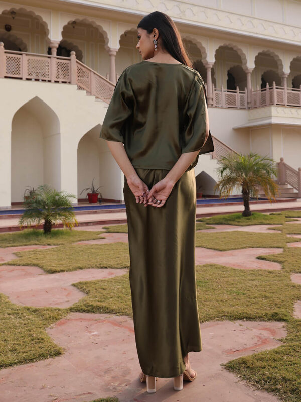 Royal Mehendi Gown